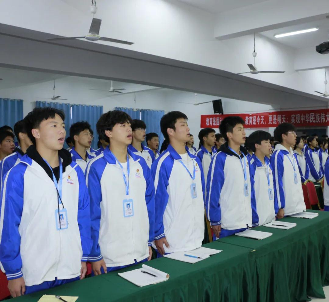 共青团南昌向远轨道技术学校第一次代表大会隆重召开