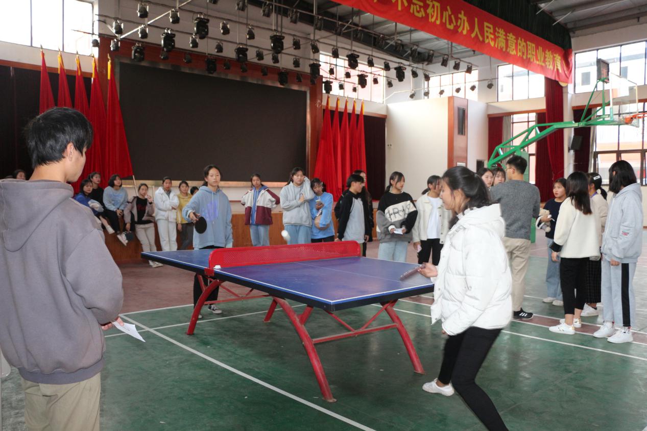 南昌向远轨道技术学校第一届校园体育节系列活动之乒乓球比赛