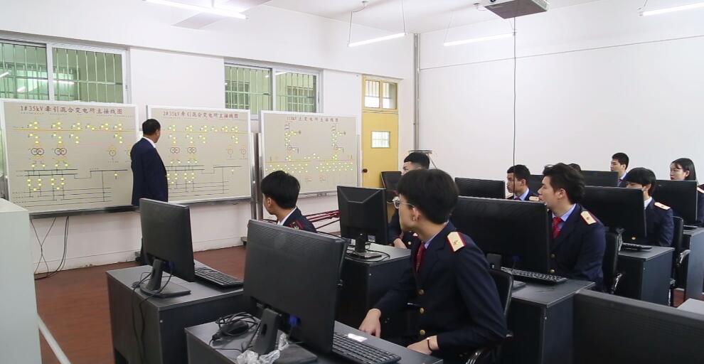 南昌向远轨道技术学校牵引供电实训中心