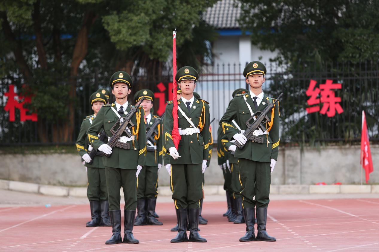 不忘初心砥砺行,同心共筑强校梦—南昌向远轨道技术学校举办十周年庆典活动