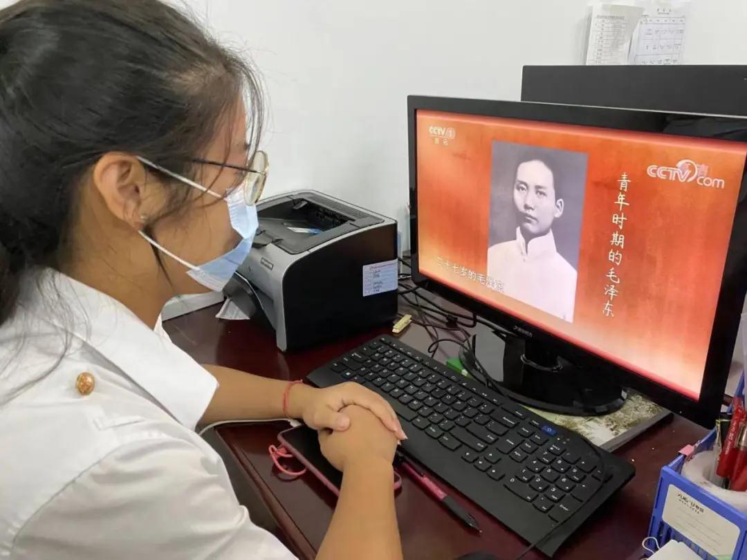 理想照耀未来‖南昌向远轨道技术学校组织全体师生观看“开学第一课”