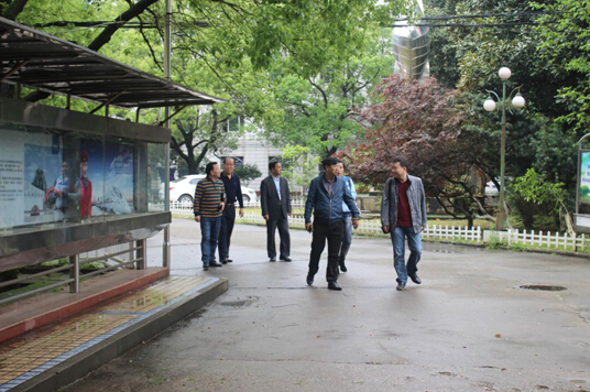 中铁集团广州客运段领导来南昌向远轨道学校考察