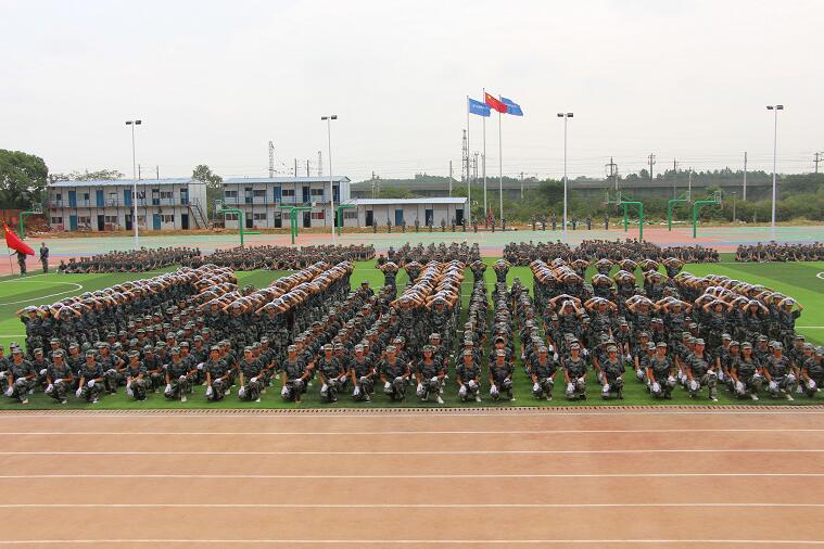 南昌铁路技术学校乐化校区半军事化的管理模式