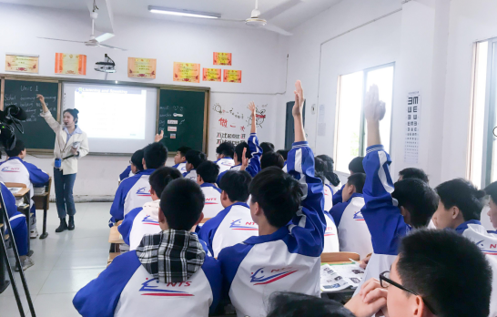 南昌向远轨道技术学校举行本学期英语公开课