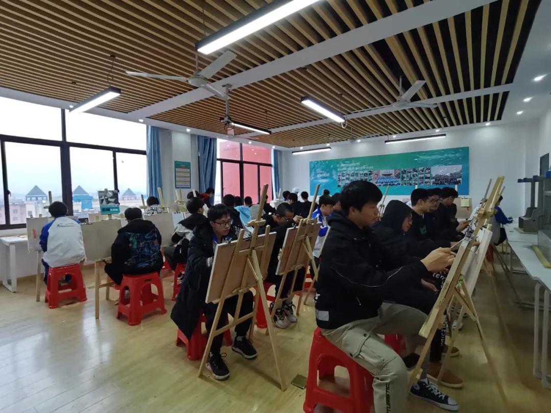 南昌向远轨道技术学校开展“教风建设公开课月”活动
