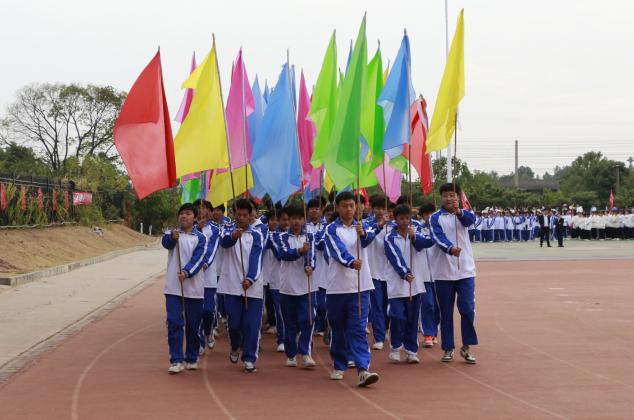 南昌向远轨道技术学校第十五届运动会盛大开幕