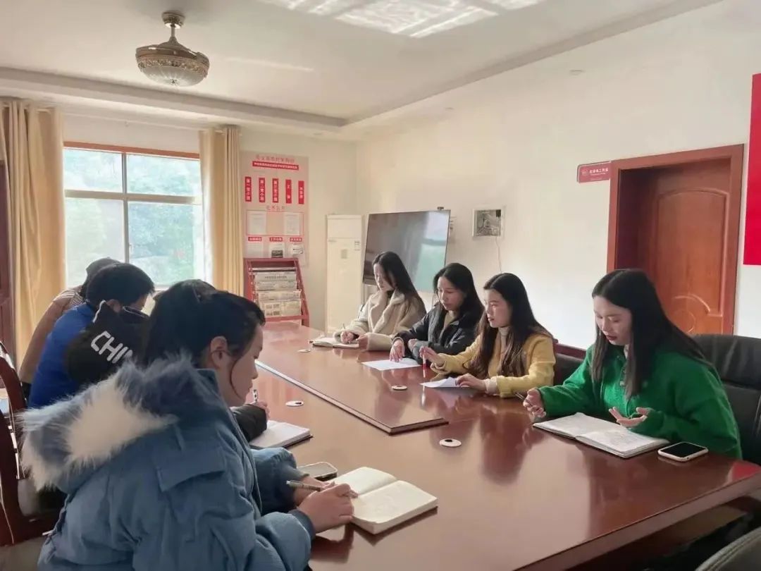 南昌向远轨道技术学校召开2022-2023学年第二学期社团指导教师工作会议