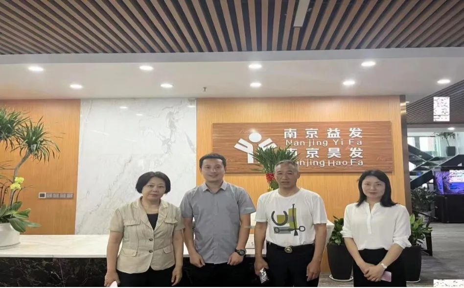 南昌向远轨道技术学校赴江苏合作单位开展就业回访工作