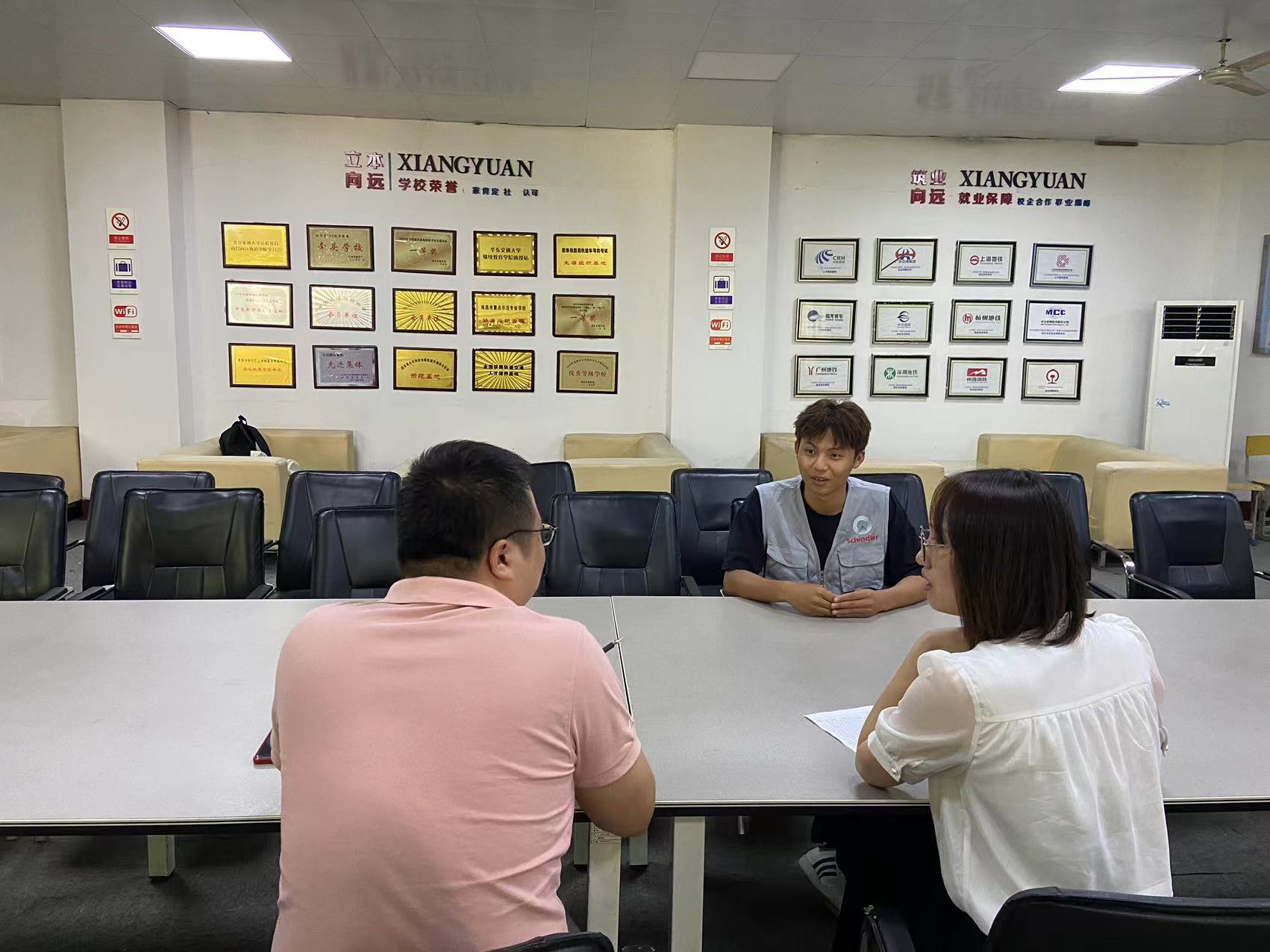 迅达电梯江西分公司领导来校进行企业宣讲和人才招聘