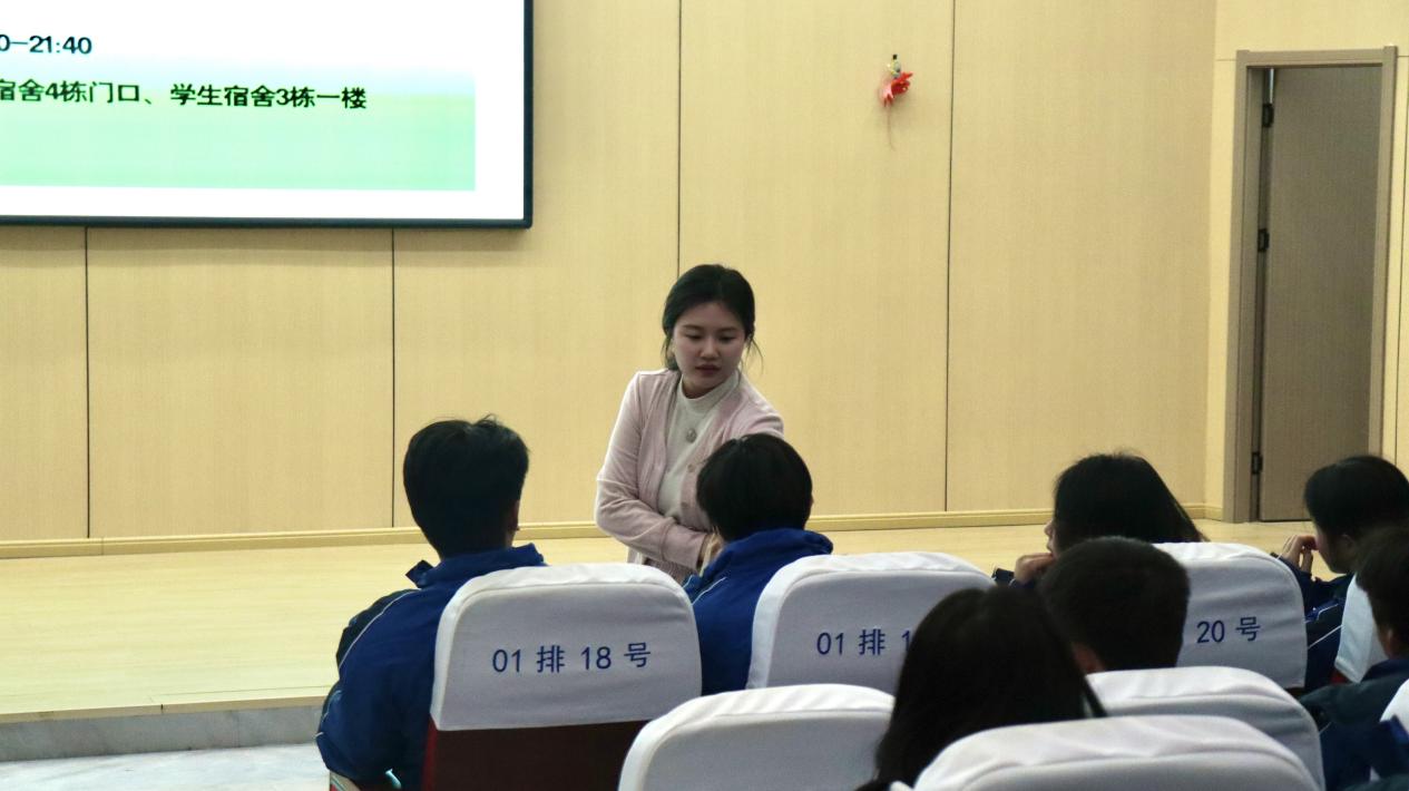 【心理健康教育】南昌向远轨道技术学校组织开展心理委员专题培训