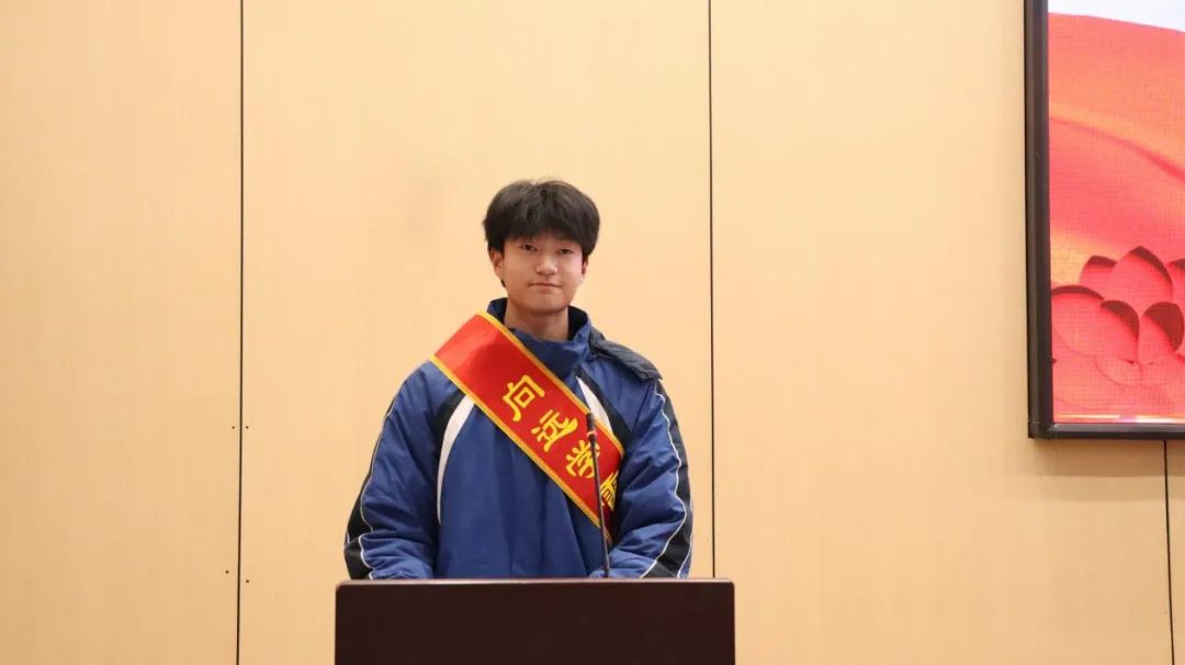 南昌向远轨道技术学校学雷锋志愿服务月总结表彰暨志愿服务节闭幕式圆满落幕