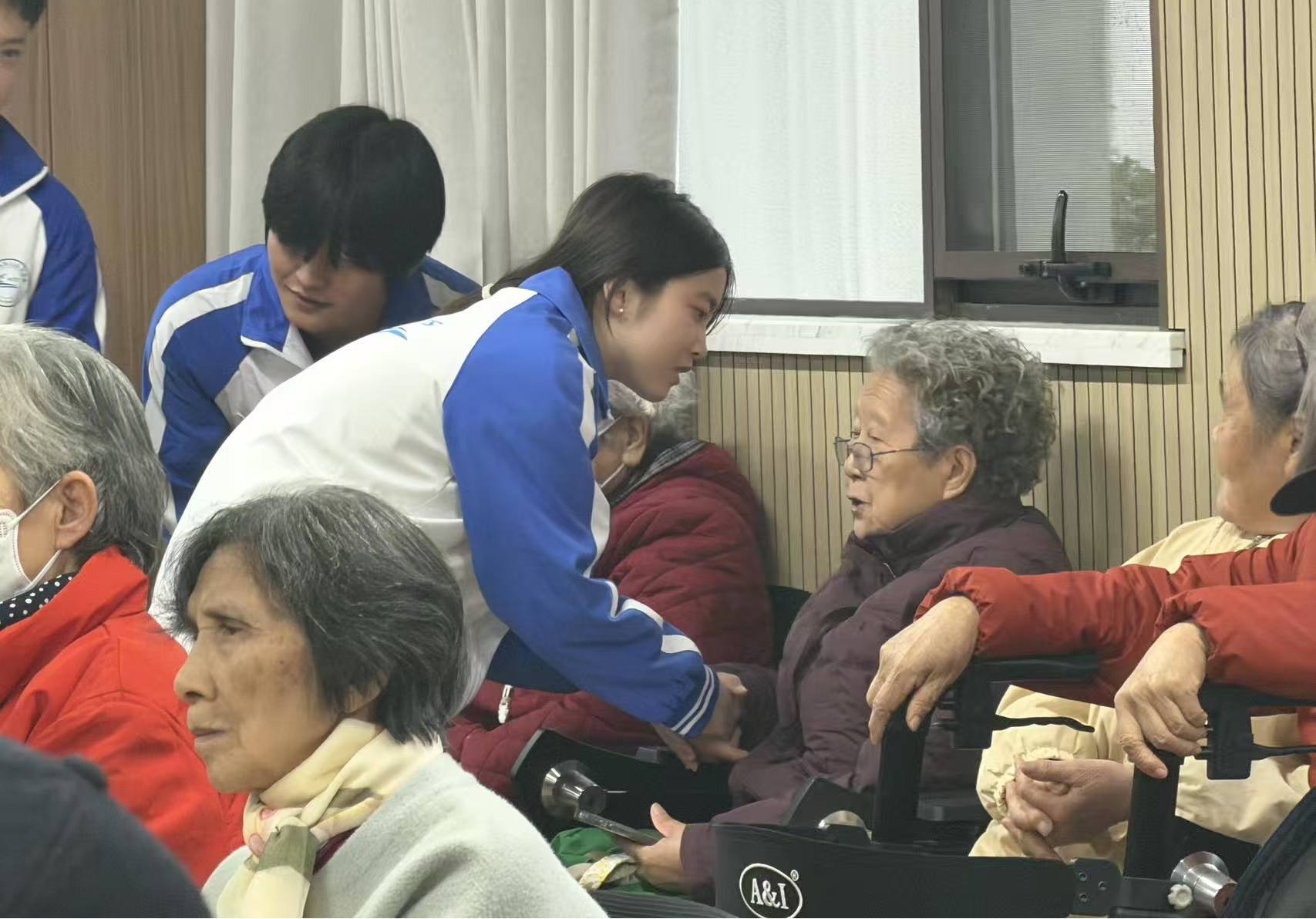 南昌向远轨道技术学校开展颐养院主题志愿活动（三）