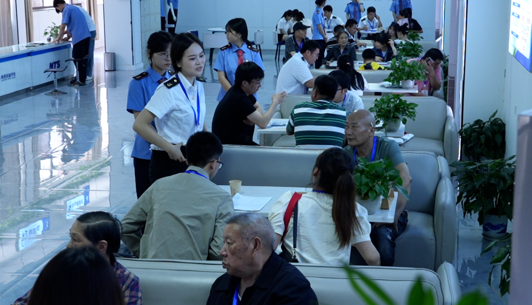 南昌向远轨道技术学校2026校园开放日圆满落幕