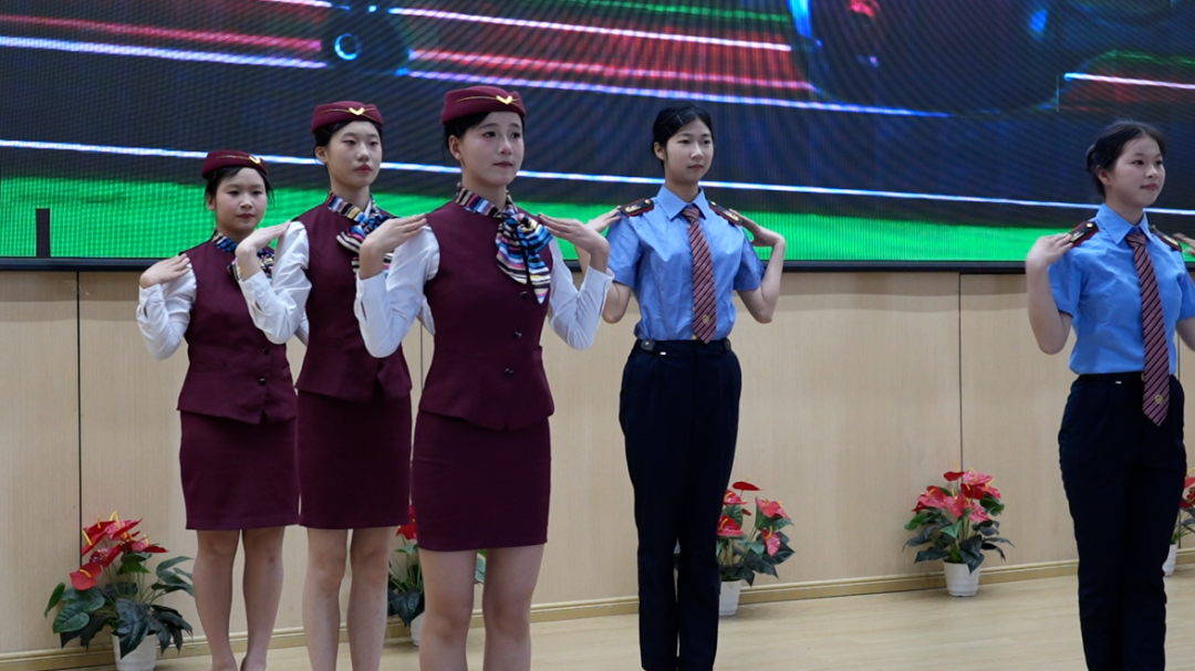南昌向远轨道技术学校2026校园开放日圆满落幕