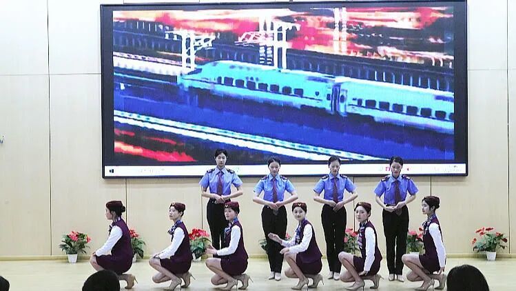 南昌向远轨道技术学校2026校园开放日圆满落幕
