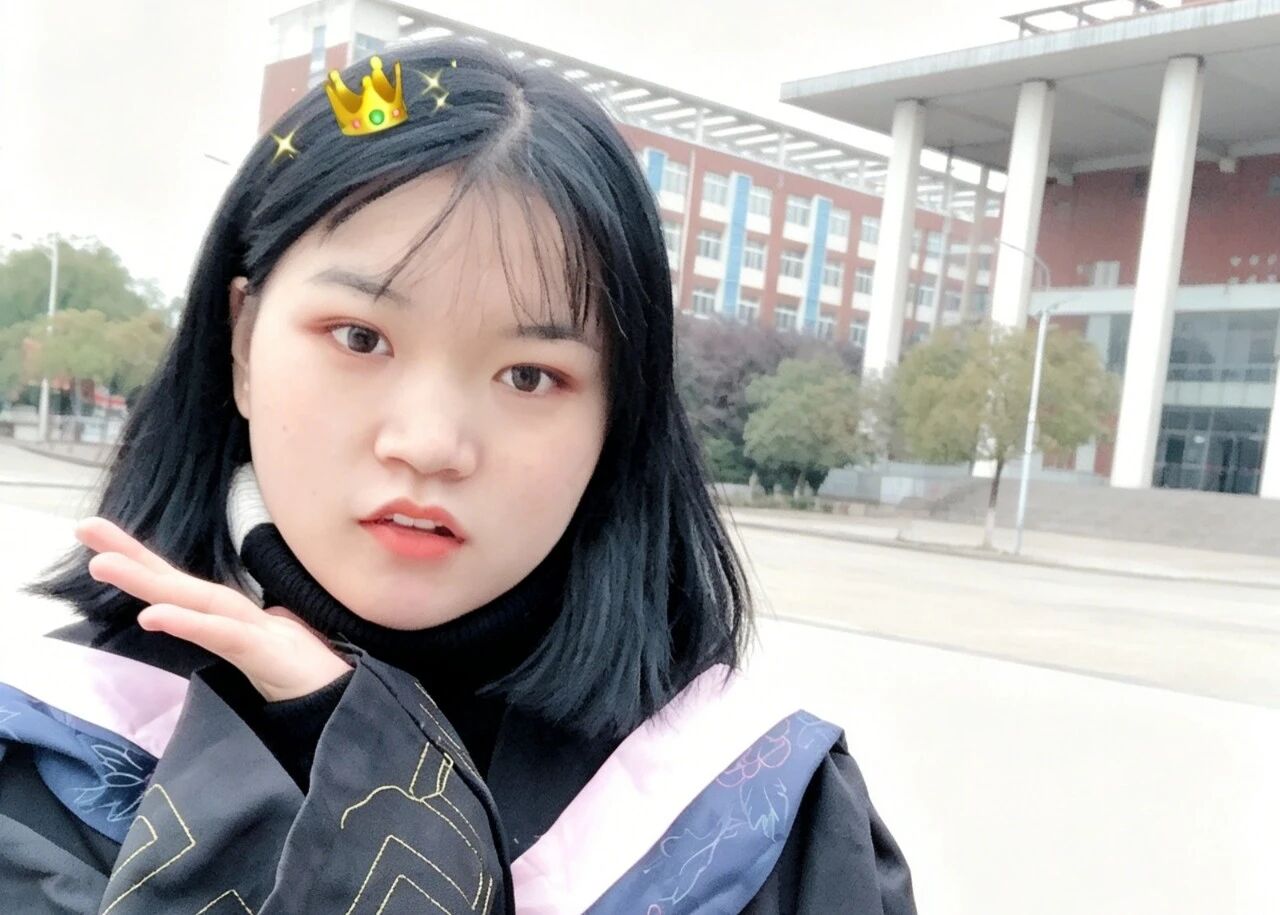 【向远学子】从中职生到政法委公务员管年华