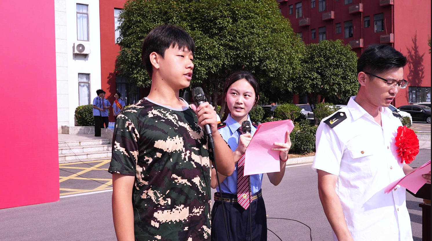 南昌向远轨道技术学校隆重举行2026年秋季开学典礼暨“五向成长”榜样盛典
