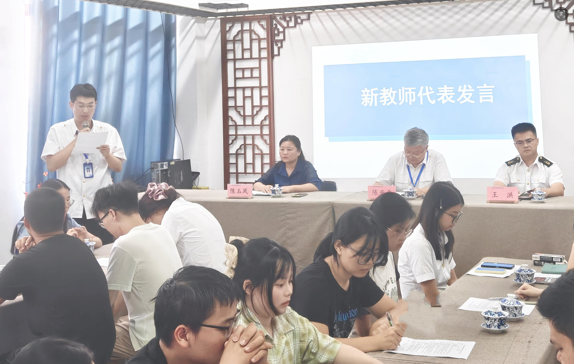 南昌向远轨道技术学校顺利开展2026年“青蓝工程”师徒结对仪式